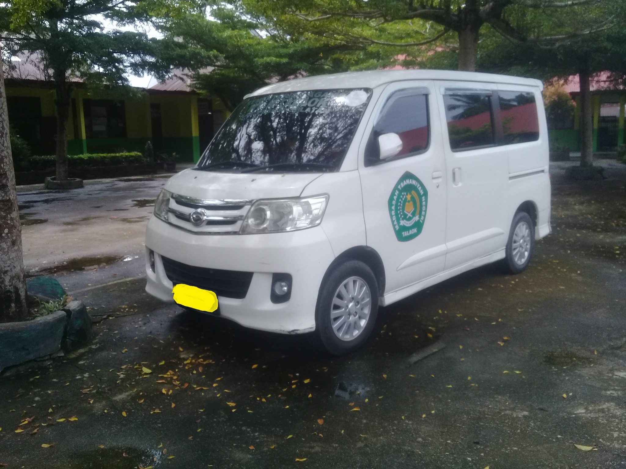 Mobil OP MTsN 2 Pesisir Selatan - (Ada 0 foto)